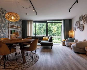 NEW! Fantastic appartments - Duno Lodges 4 persons - Oostkapelle - Essbereich