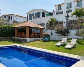 La Casa del Kiosko - Oaxtepec - Pool