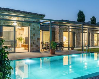 Villa Angelos In Ionian Islands - Argostoli - Pool