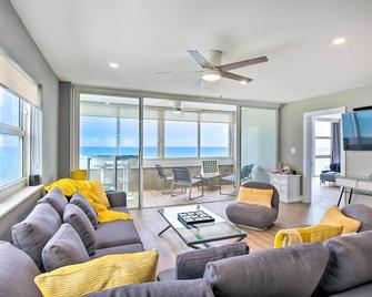 Oceanfront Luxury 2and2 Condo with Amazing Views! - Fort Lauderdale - Sala de estar