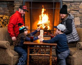 1Br Ski-in, Ski-out With King Bed- Okemo Mtn Lodge condo - Ludlow