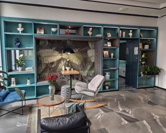 Waiting Hotel (Shanghai Xujiahui Branch) - Shanghai - Lounge