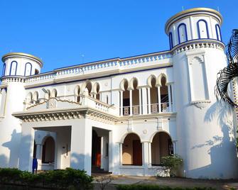 Chola Heritage - Karaikudi - Edificio