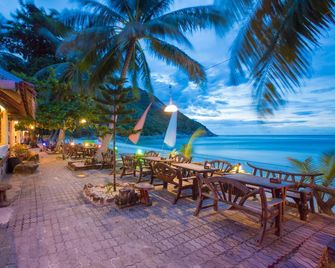 Bottle Beach 1 Resort - Ko Pha Ngan - Serambi