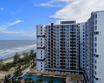 Timurbay Beach Resort By Subhome - Kuantan - Toà nhà