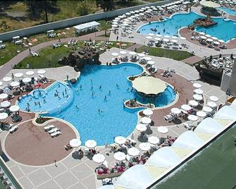 Park Hotel Sankt Peterburg - Plovdiv - Pool