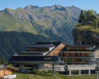 Rifugio Colere 1600 by Cloud 7 - Selvino