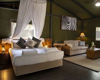 Zoofari Lodge at Taronga Western Plains - Dubbo - Olohuone