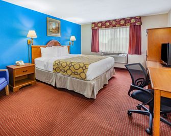 Baymont Inn & Suites Perrysburg - Perrysburg - Slaapkamer