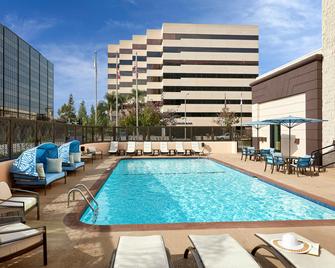 Hilton Pasadena - Pasadena - Toà nhà