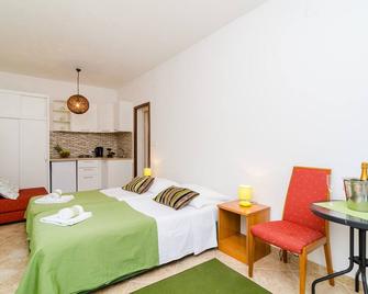 Apartments Versus - Mlini - Bedroom