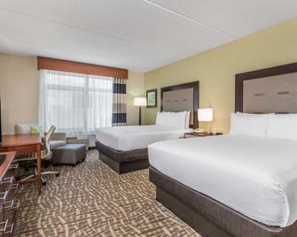 ويندام جاردن بافولو داون تاون - بوفالو - غرفة نوم