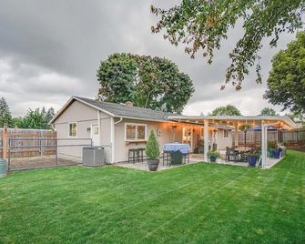 Wellness Nook—Private Urban Oasis with Sauna+Gym - Vancouver - Gebäude