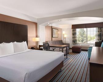 لا كينتا إن آند سويتس باي ويندام بيكرزفيلد نورث - باكيرسفيلد - غرفة نوم