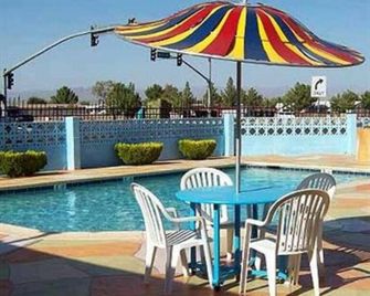 Blue Mist Motel Florence - Florence - Bazén