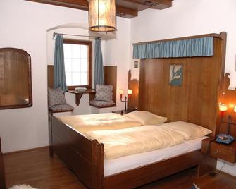 Schloss Münichau - Reith bei Kitzbuhel - Bedroom