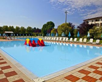 San Benedetto Camping Relais - Peschiera del Garda - Pool