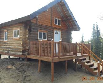 Experience true Alaska secluded Cabin just 15 minutes from Denali National Park. - Healy - Building