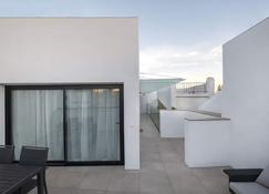 Villar Suites By Cadiz4rentals - Cadiz - Balcony