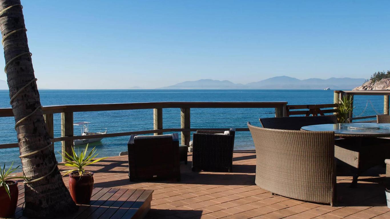 Base Backpackers Magnetic Island
