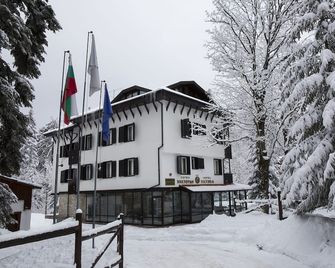 Victoria Hotel Borovets - Free Parking - Borovets - Building