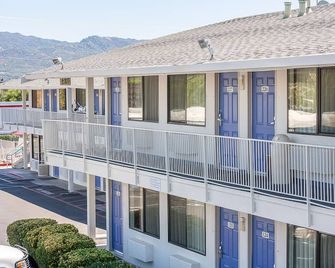 Motel 6 Ukiah - Ukiah - Edificio