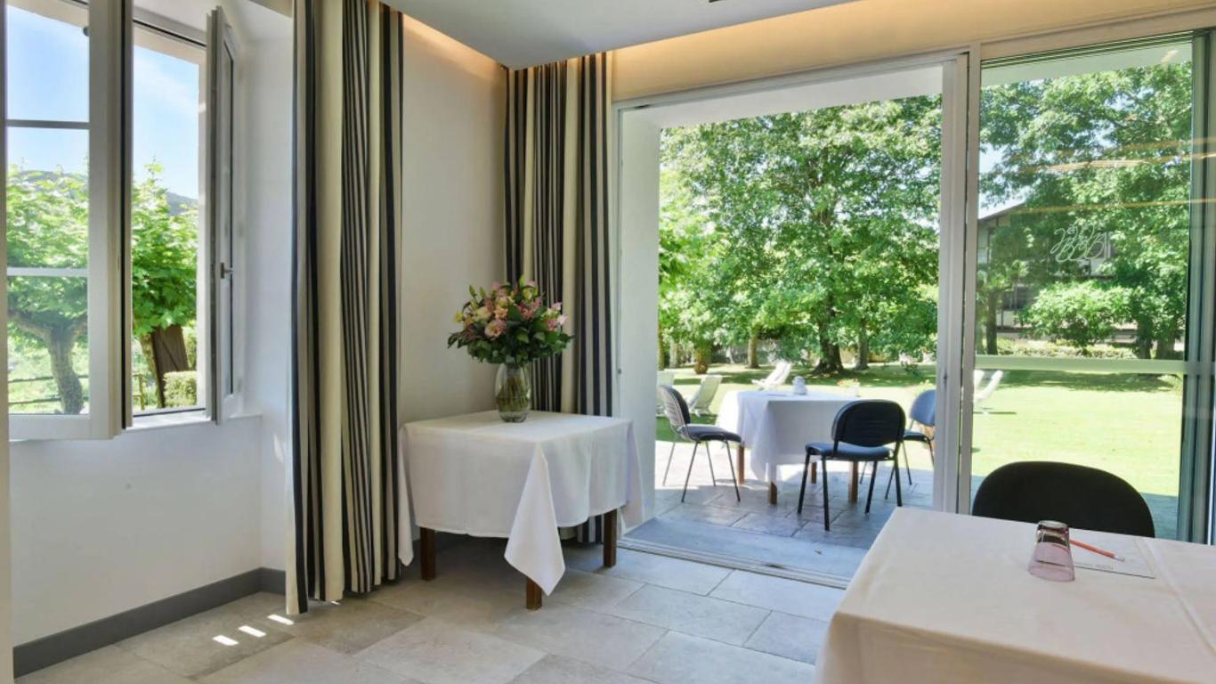 Les Jardins de Bakea