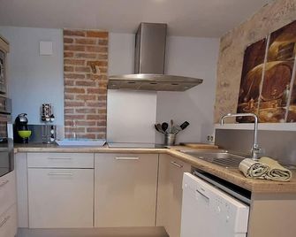 Mas del sol - Cahuzac-sur-Vère - Keuken