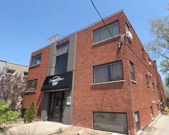 Rustic Elegance & Style 1br - London - Building