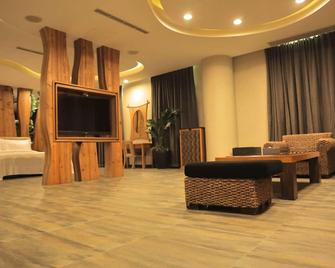 Ohya Chain Boutique Motel-Xinying - Tainan - Sala de estar
