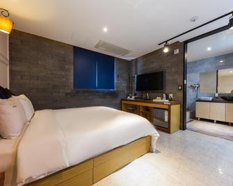 Daejeon Munchang Hotel Some - Daejeon - Schlafzimmer