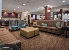 Best Western Plus Galleria Inn & Suites - Memphis - Lounge