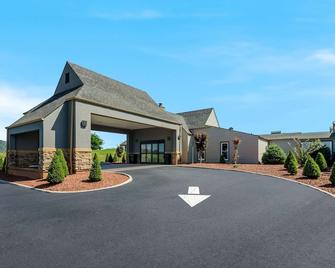 Spark By Hilton Wytheville Holston Rd I - Wytheville - Building