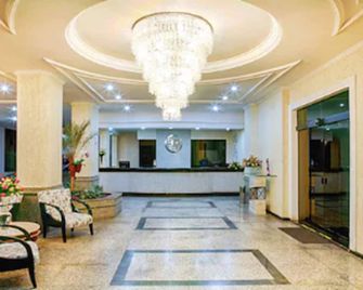 هوتل جواراني - اغواس دي ليندويا - ردهة