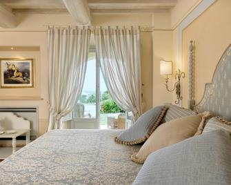 Relais Il Falconiere - Cortona - Schlafzimmer