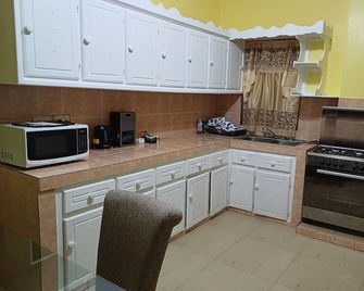 Millennium View Villa - Castries - Castries - Küche