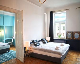 4th Floor Bed and Breakfast - Warszawa - Sovrum
