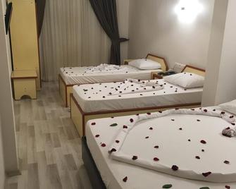 Dostlar Hotel - Mersin (Icel) - Bedroom