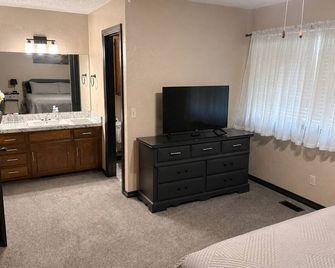 3 Bedroom, 3 Bathroom Home in Weatherfor - Weatherford