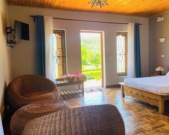 Andasibe Sifaka Lodge - Andasibe - Habitación