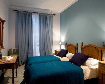 Hotel Entreolivos - El Pedroso - Habitación