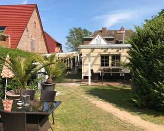 Ferienwohnung am Hochzeitsberg - Breege - Terasa