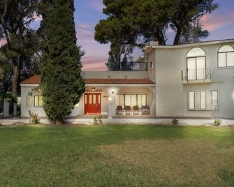 4-bedroom spacious home in Safford with AC. - Safford - Gebouw