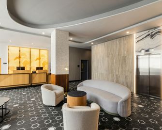 DoubleTree by Hilton Long Island City New York - Queens - Lobby