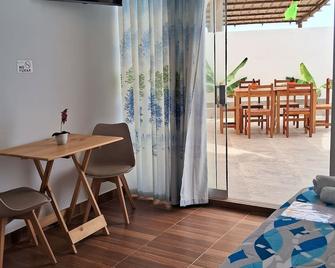 Las Fragatas Casa Hotel - El Plátano - Comedor