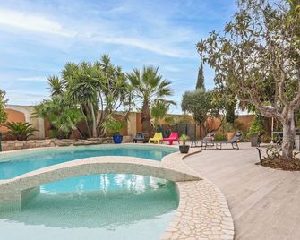 Gite in Provence in an idyllic setting - Marseille - Zwembad