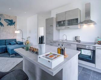Lit Living - Luxury House - Box Spring - Parking - Exclusive Kitchen - Altenstadt (Hessen) - Kitchen