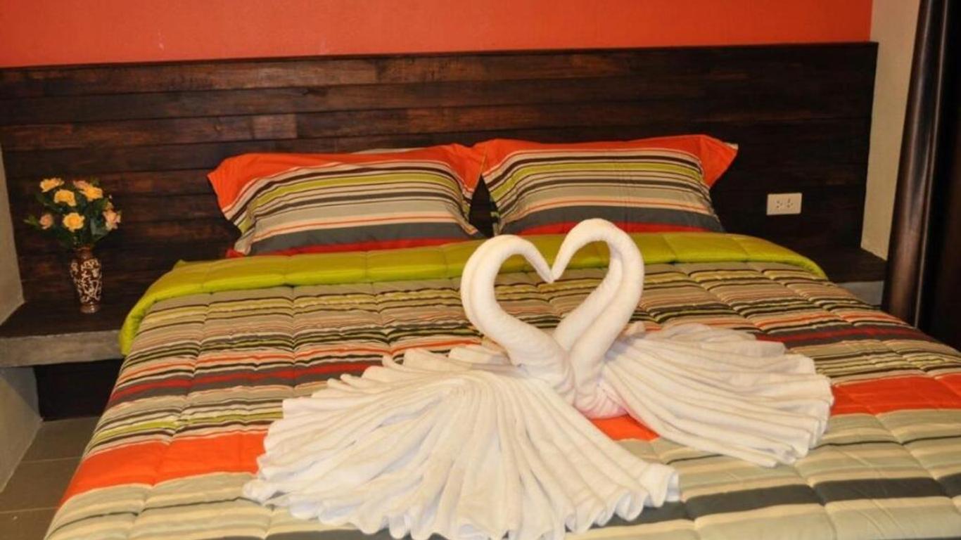 3 Bees Resort