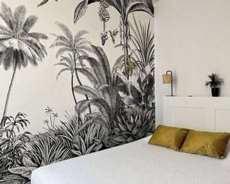 Hotel Le Flore - Fréjus - Schlafzimmer