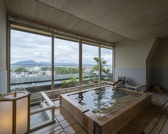 皆生鶴屋酒店 - 米子市